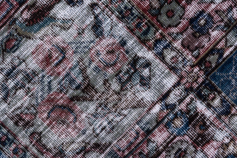 Vintage Distressed Area Rug (6' x 7')